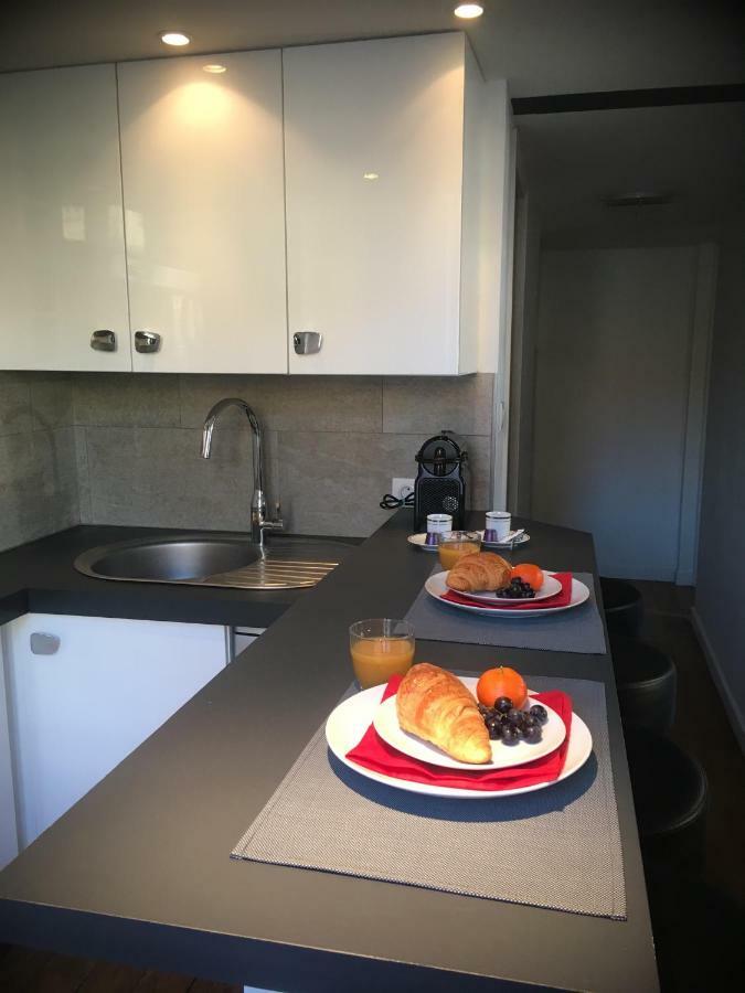 Charme Mediterraneen Votre Pied A Terre Au Coeur Du Port De Leilighet